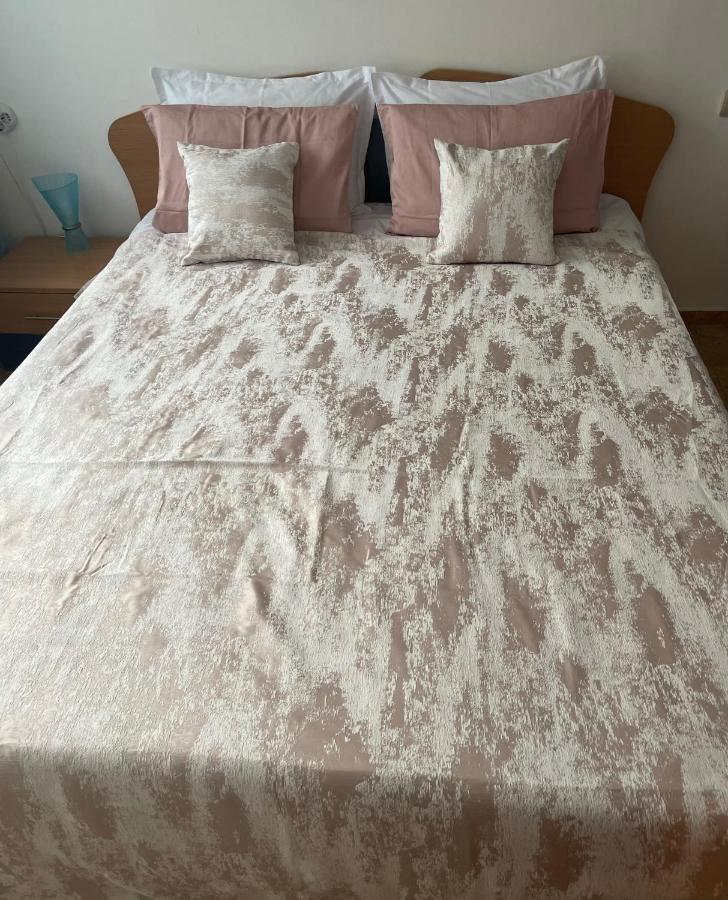 Appartement Le Premiére Randevu à Sveti Vlas Extérieur photo
