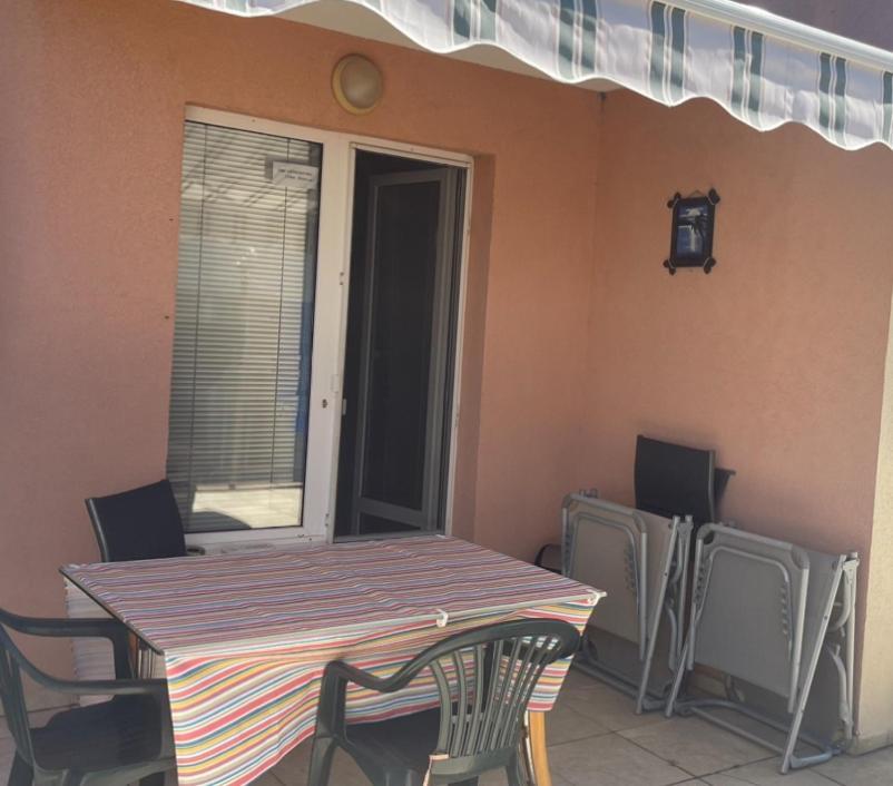 Appartement Le Premiére Randevu à Sveti Vlas Extérieur photo